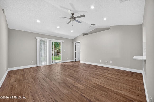 11048 Stutz Ct in Jacksonville, FL - Building Photo - Building Photo