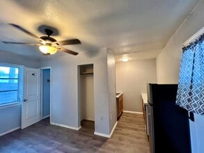 3261 S US Hwy 1 in Fort Pierce, FL - Building Photo - Building Photo