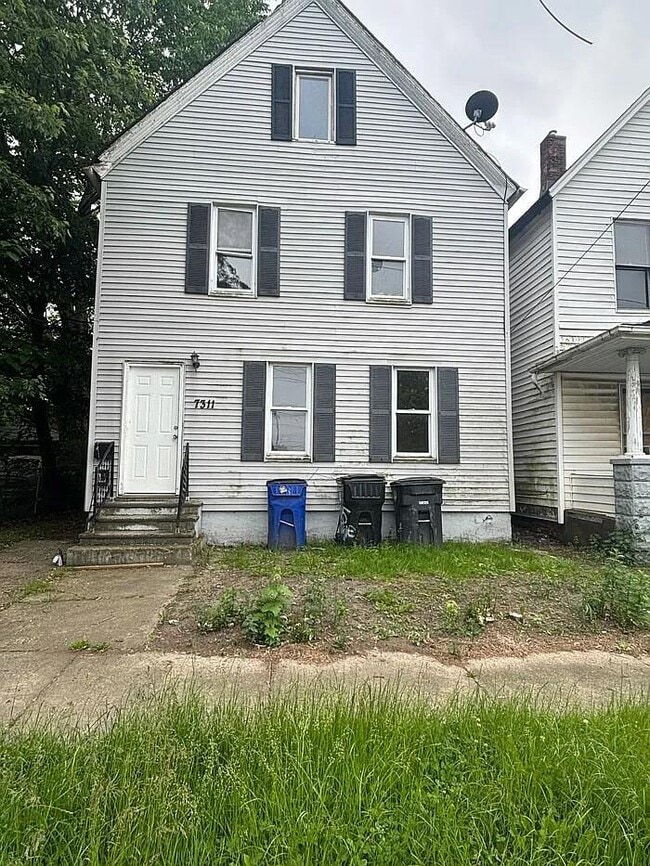 7311 Guthrie Ave in Cleveland, OH - Building Photo - Building Photo