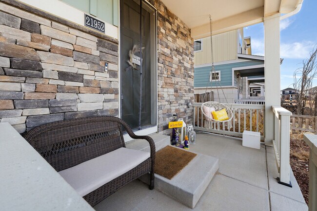 21952 E 9th Pl in Aurora, CO - Building Photo - Building Photo