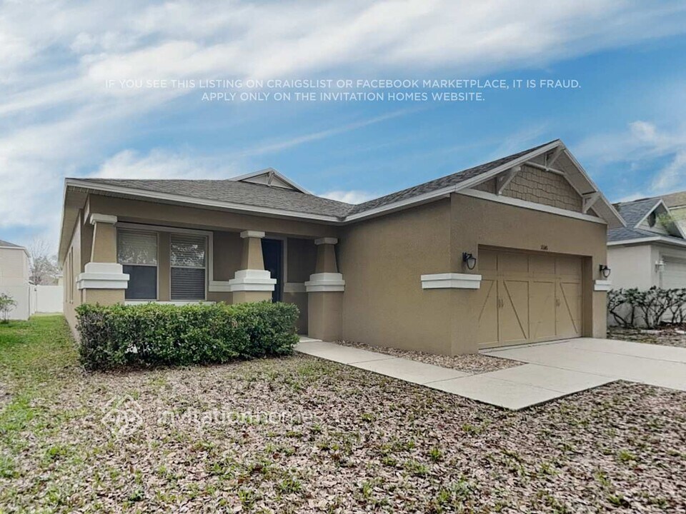 11140 Running Pine Dr in Riverview, FL - Building Photo