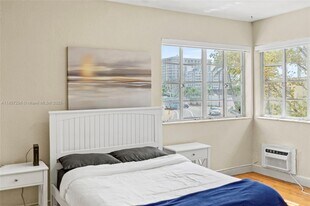 301 86th St in Miami Beach, FL - Building Photo