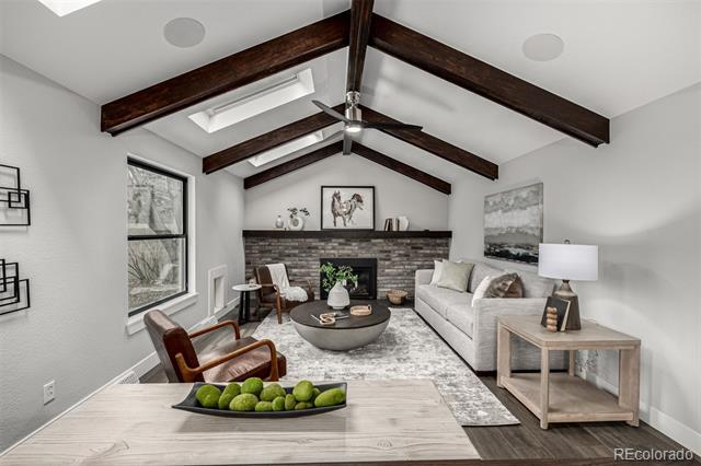 11861 E Yale Ct in Aurora, CO - Building Photo