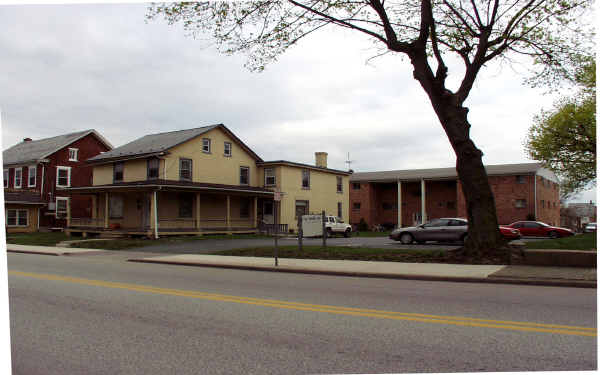 E. Greenville Arms in East Greenville, PA - Building Photo