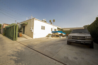 505 Centinela Ave in Inglewood, CA - Building Photo - Building Photo