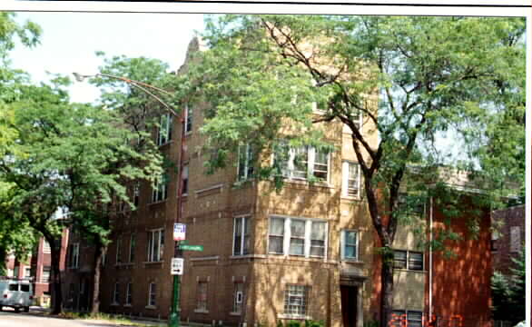 4241 N Kimball Ave in Chicago, IL - Building Photo