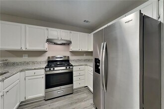 1621 Omie Way in Lawrenceville, GA - Building Photo - Building Photo