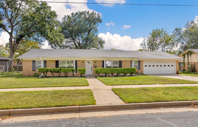 119 E Samuel St in Tyler, TX - Building Photo - Building Photo