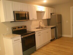 1 Smarr Ct in Columbia, MO - Building Photo - Building Photo