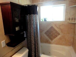 280 Anderson Dr in Mary Esther, FL - Building Photo - Building Photo