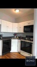 21-81-81 38th St-Unit -31 in Queens, NY - Foto de edificio - Building Photo