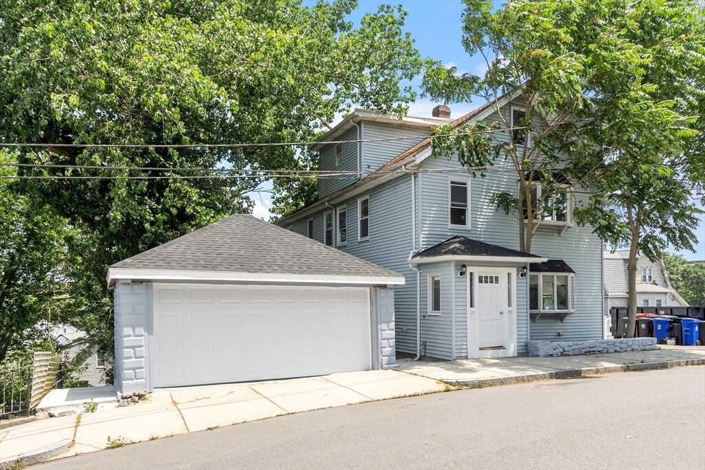 15 Mt Washington Ave in Malden, MA - Building Photo