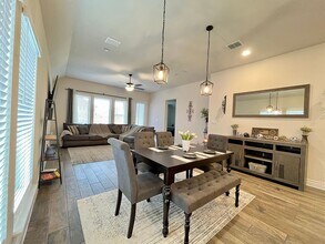 14158 Blind Bandit Crk in San Antonio, TX - Building Photo - Building Photo