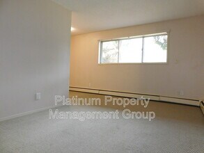 322-326 6 Ave NE in Calgary, AB - Building Photo - Building Photo