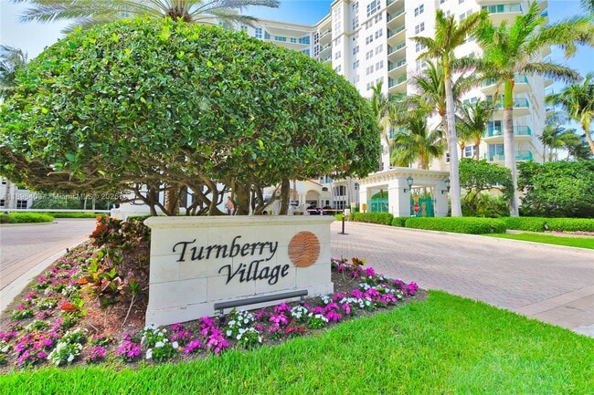 property at 20000 E Country Club Dr