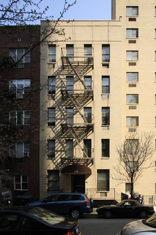 445 E 83rd St in New York, NY - Building Photo - Building Photo