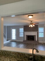 278 Shaded Oaks Ln SE in Marietta, GA - Building Photo