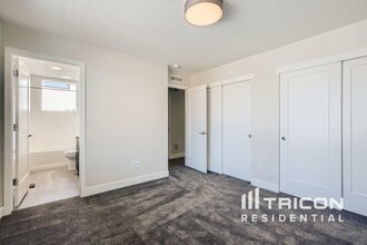 4060 W 13th Ave in Denver, CO - Building Photo - Building Photo
