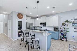2705 Revolution St in Melbourne, FL - Building Photo - Building Photo