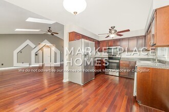 4123 Silver Fox Ct in High Point, NC - Building Photo - Building Photo