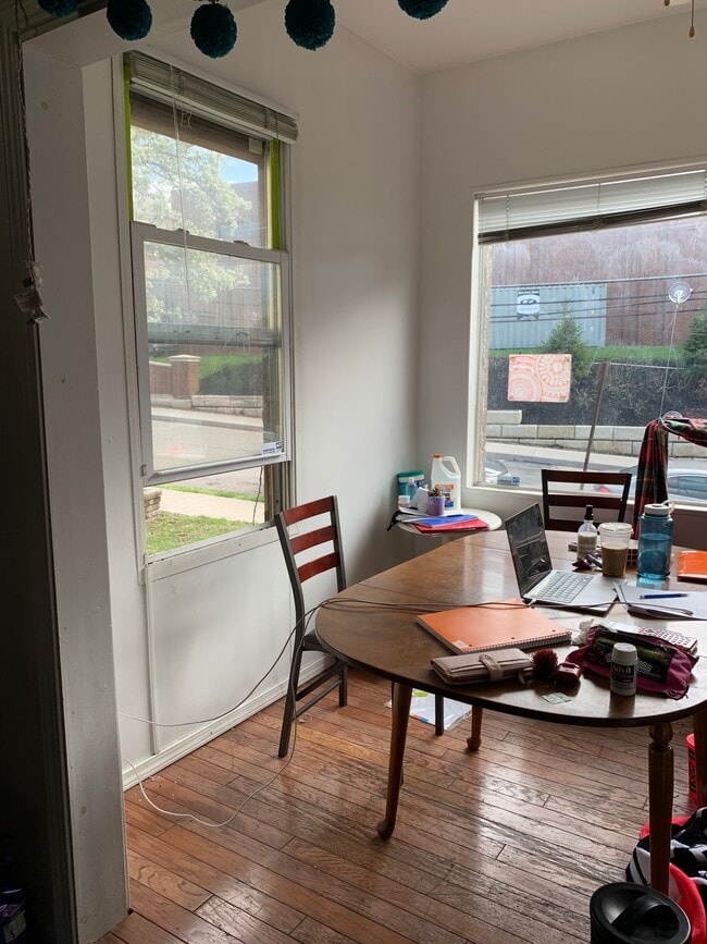 308 S Neville St in Pittsburgh, PA - Building Photo - Building Photo
