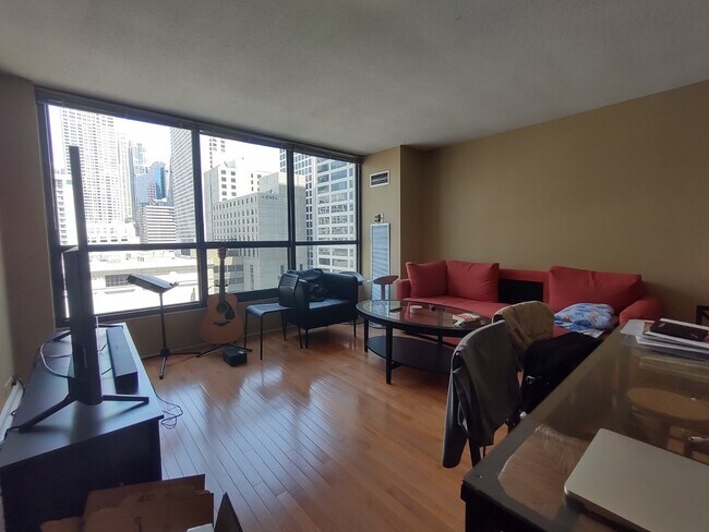 405 N WABASH, Unit 5012 in Chicago, IL - Foto de edificio - Building Photo