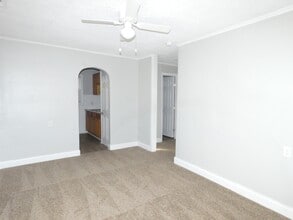 220 Corbin St in Liberty, MO - Building Photo - Building Photo