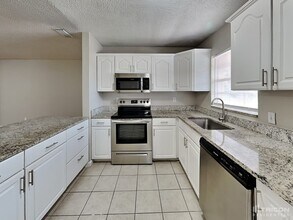 12336 Mayberry Rd in Spring Hill, FL - Building Photo - Building Photo