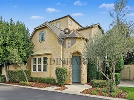 3828 Trenton Ln in Clovis, CA - Building Photo