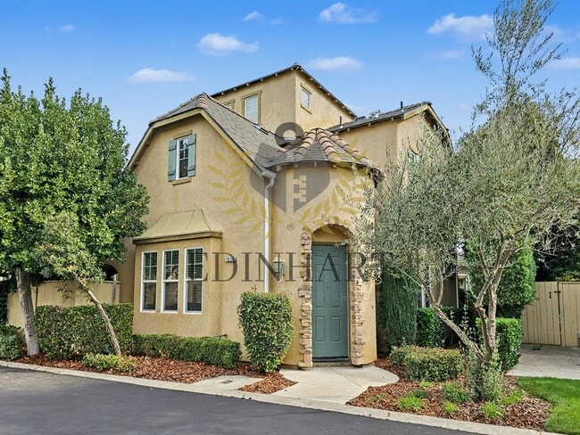 property at 3828 Trenton Ln