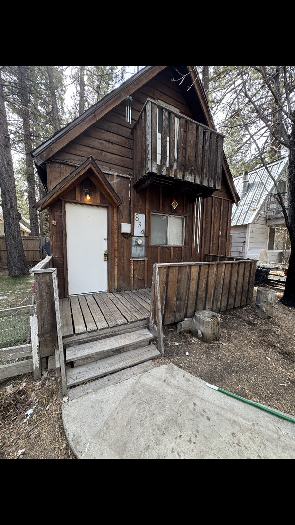 834 Angeles in Big Bear Lake, CA - Building Photo - Building Photo