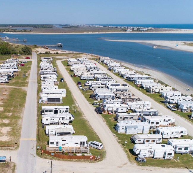 4616 Devane Rd SW in Shallotte, NC - Foto de edificio - Building Photo