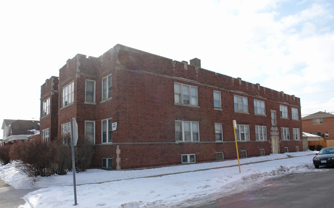 6202 S Menard Ave in Chicago, IL - Building Photo - Building Photo