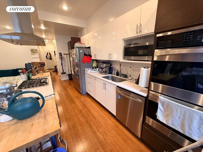 1360 Prospect Pl in Brooklyn, NY - Building Photo - Building Photo