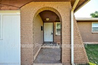 5308 Foster Dr in Oklahoma City, OK - Foto de edificio - Building Photo