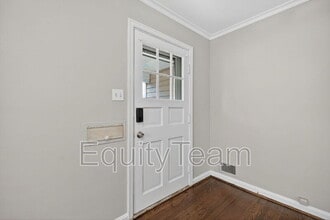 7020 La Boiteaux Ave in North College Hill, OH - Building Photo - Building Photo