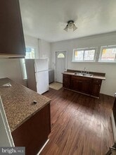 48 Laurel Pl in Trenton, NJ - Building Photo - Building Photo