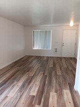 393 Shamrock St in Aumsville, OR - Building Photo - Building Photo