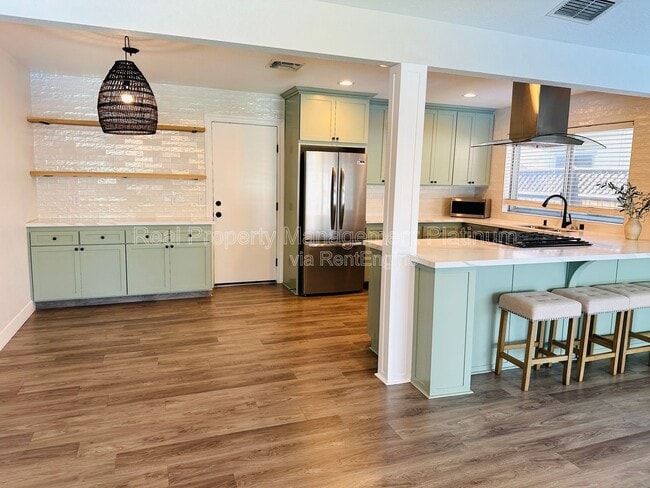 property at 3095 Anderson Ave