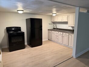 2570 Sanger Ln, Unit D in York Haven, PA - Foto de edificio - Building Photo