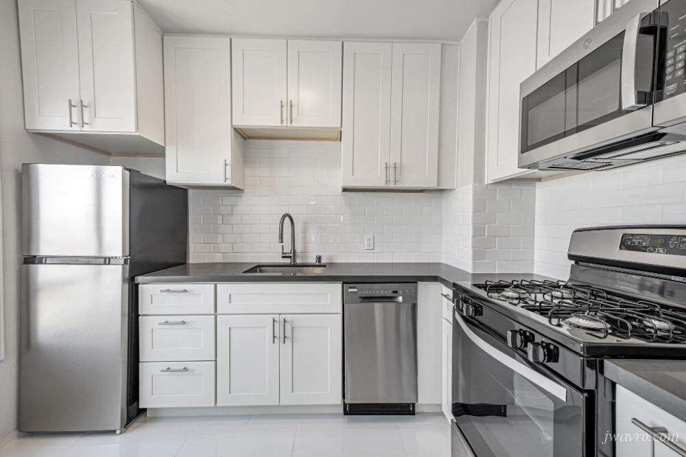 80 Terra Vista Ave in San Francisco, CA - Building Photo