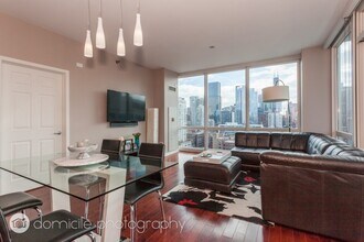 757 N Orleans St, Unit 2009 in Chicago, IL - Foto de edificio - Building Photo