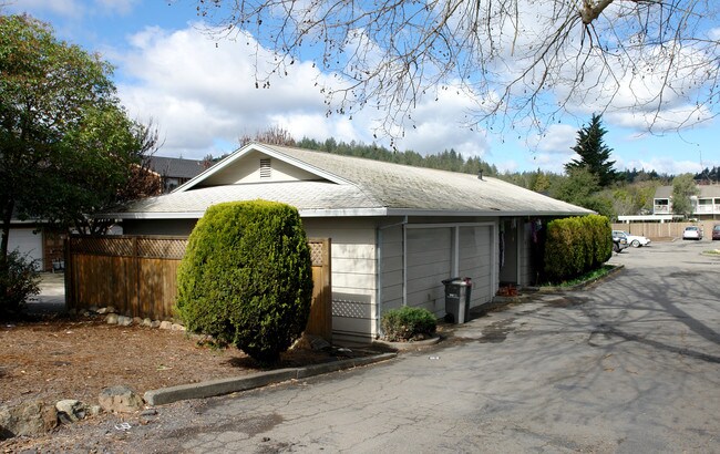 Sonoma Ivy in Santa Rosa, CA - Foto de edificio - Building Photo