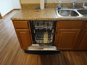 5 Franklin Ave in Newark Valley, NY - Foto de edificio - Building Photo