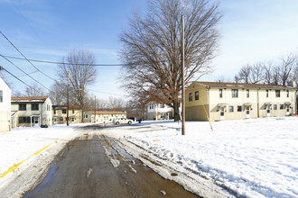 Linmar Terrace in Aliquippa, PA - Building Photo - Building Photo