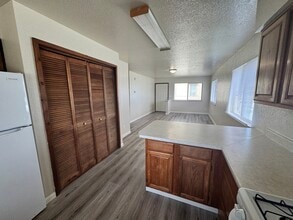 2010 Spring St, Unit 1 in Eureka, CA - Foto de edificio - Building Photo