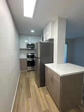 The CitiZen at 4006 Emerald Street in Torrance, CA - Foto de edificio - Building Photo