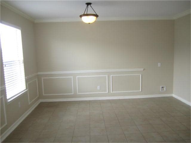 property at 11711 Elizabeth Ct