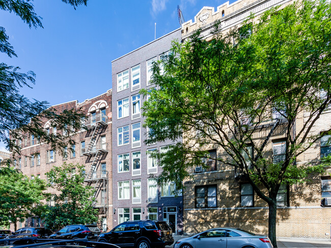 350 Wadsworth Ave in New York, NY - Foto de edificio - Building Photo