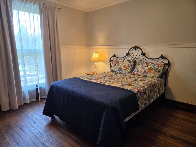 403 W Flower St, Unit A in Pulaski, TN - Building Photo - Building Photo